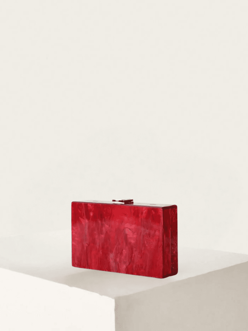 FACC0A1F-5F1F-4293-BC6B-C4B4C3E78A70